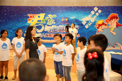 一問一答中，孩子們學到了許多課本以外的知識